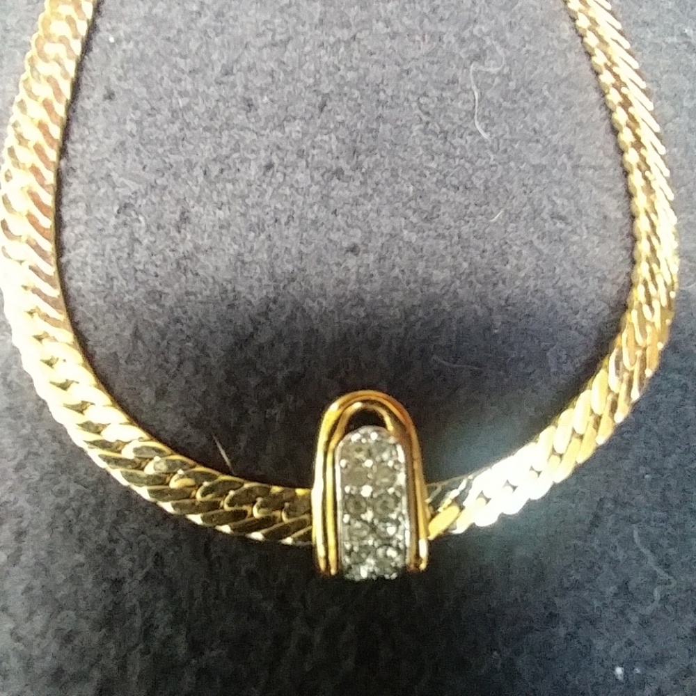 Necklace - Picture 7 of 8